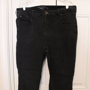 Torrid 18R black skinny jeans